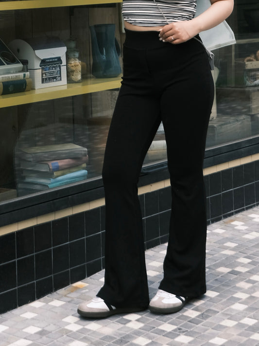 超顯瘦!! 腳超長彈力喇叭褲