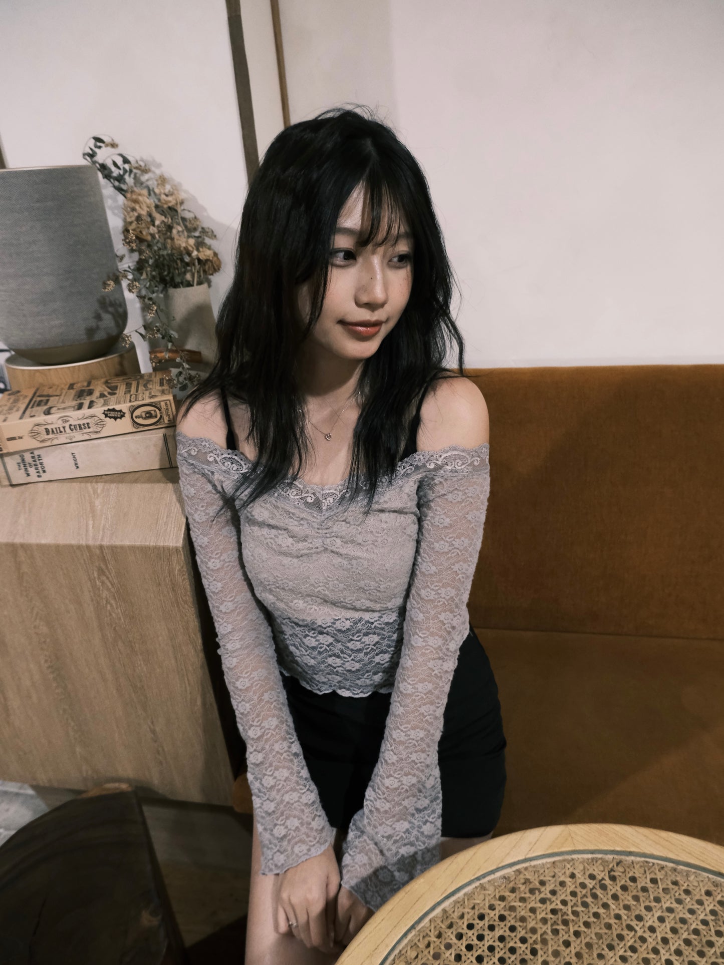 ‹KR 19› Lace超仙氣喇叭袖一字膊