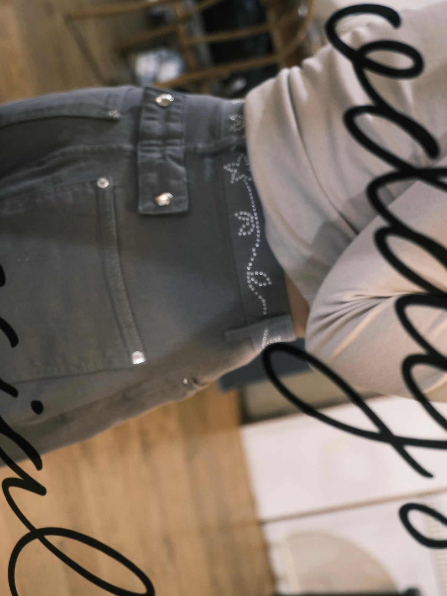 \ model拍攝使用 介意者勿買 /