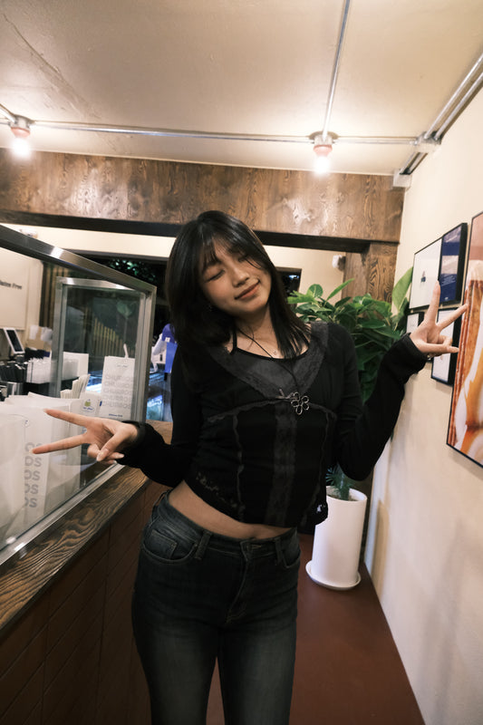 ‹KR 19› 請大家落單😭🙌🏻 微性感甜美蕾絲長袖