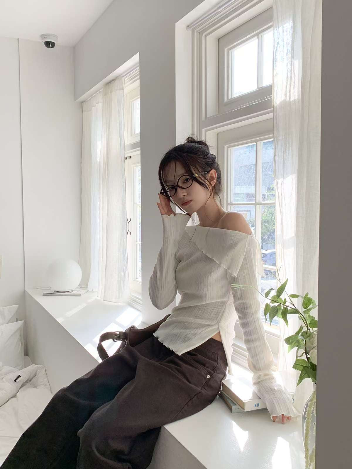 ※預購 反領開叉小捲邊一字膊