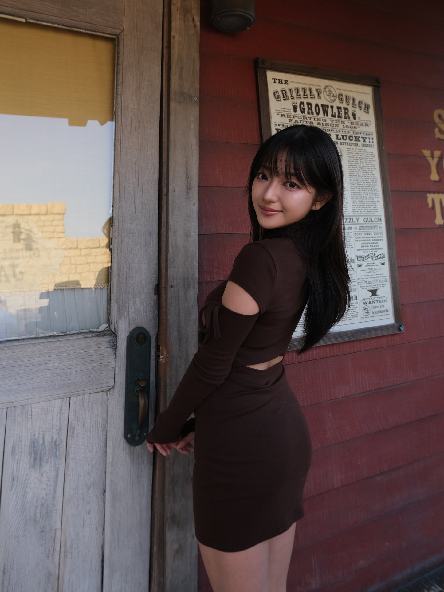 【 Christmas 額外8折🎅🏻🎄】特色款!! 大彈性露背露手臂企領OPS