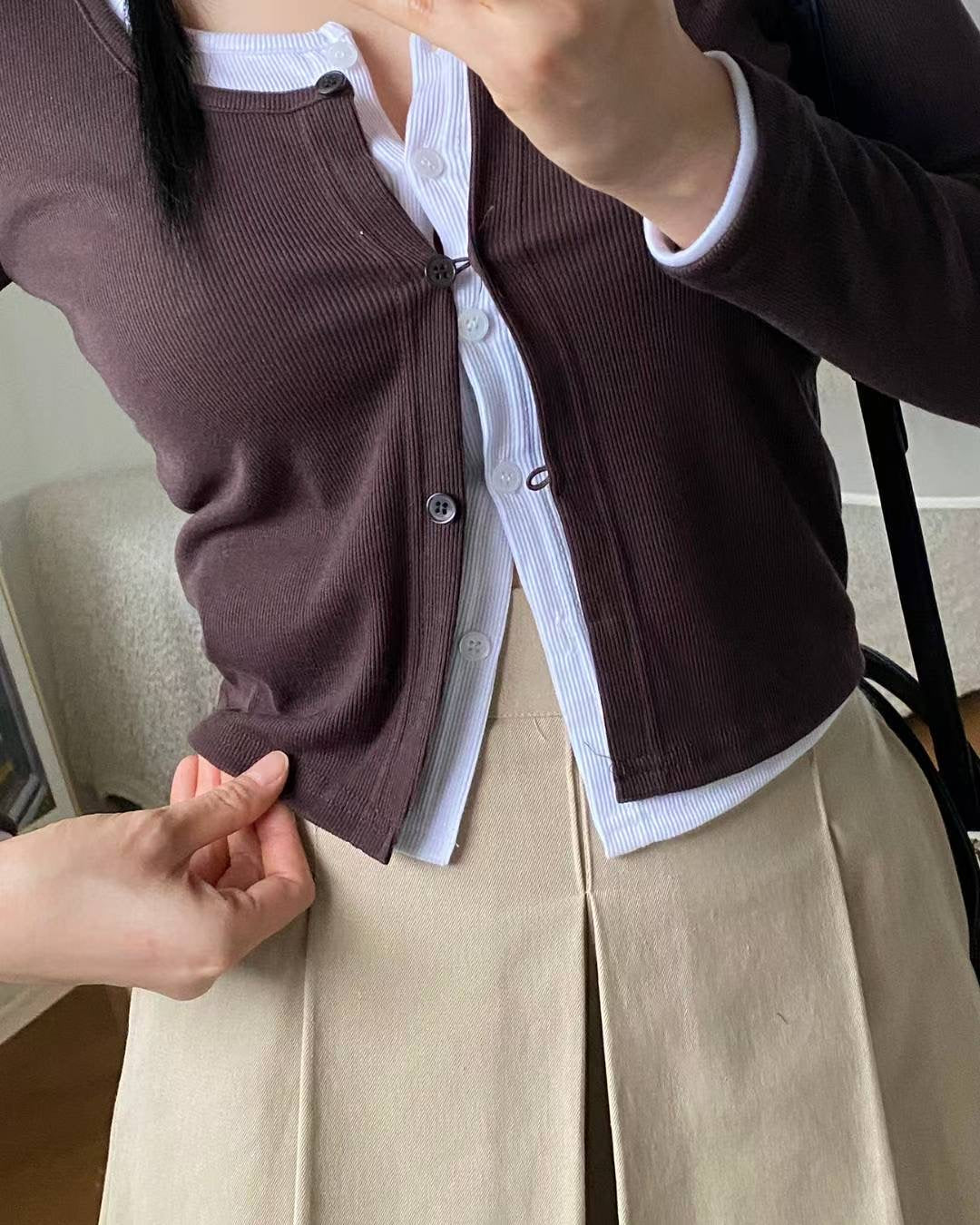 ※預購 假兩件超美扣鈕上衣