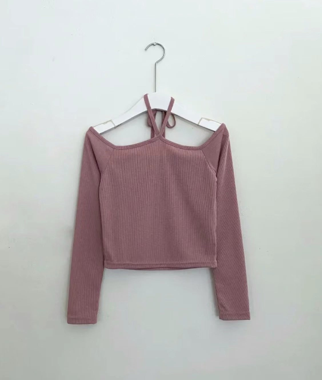 ※預購 韓妹必備簡約性感掛頸上衣