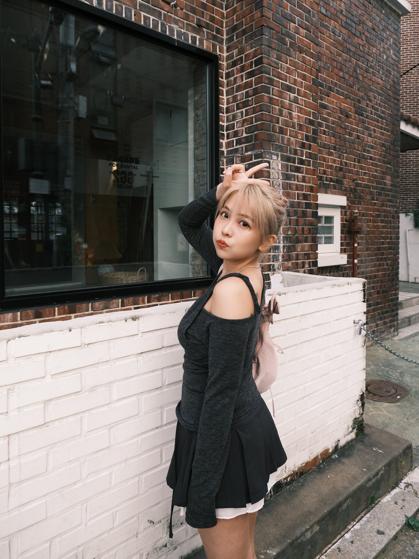 ‹KR 19› 超親膚單肩跌膊上衣