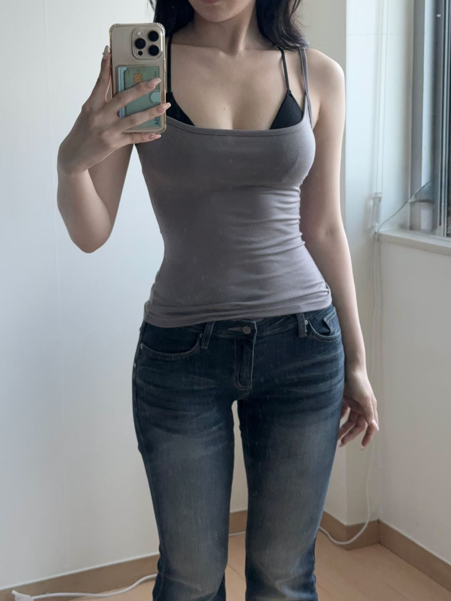 〖慶祝新網站〗 辣妹款!!! 貼身低領顯身材背心 ‹5色入›