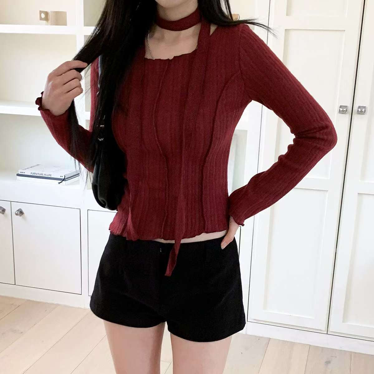 ※預購 明線不規則特色連頸帶上衣