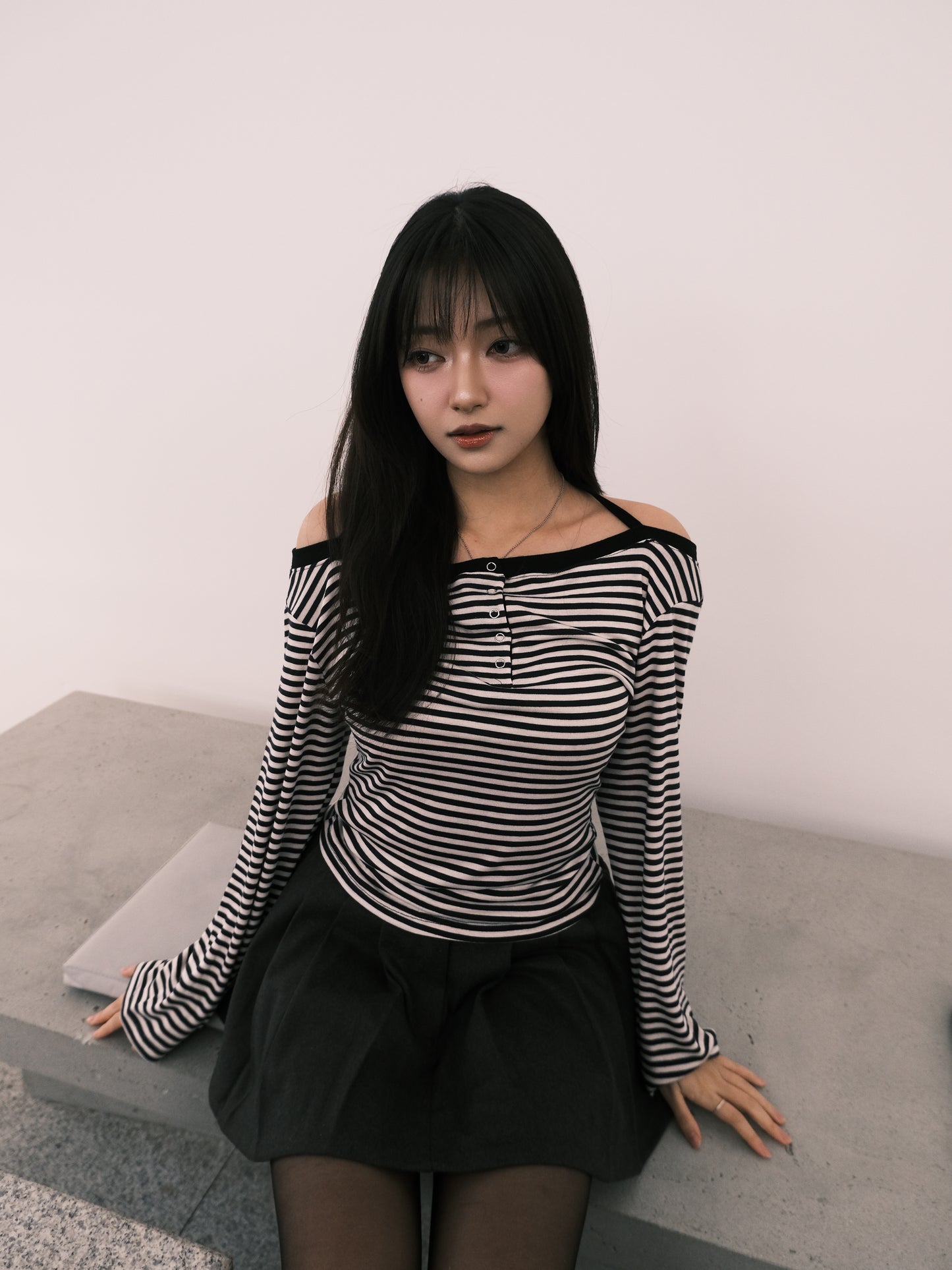 ‹KR21› 寬鬆舒適間條掛頸上衣