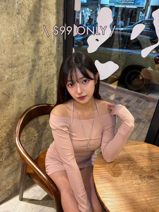 【 Christmas 額外8折🎅🏻🎄】現貨出售!!大彈性掛頸大領口超顯瘦OPS