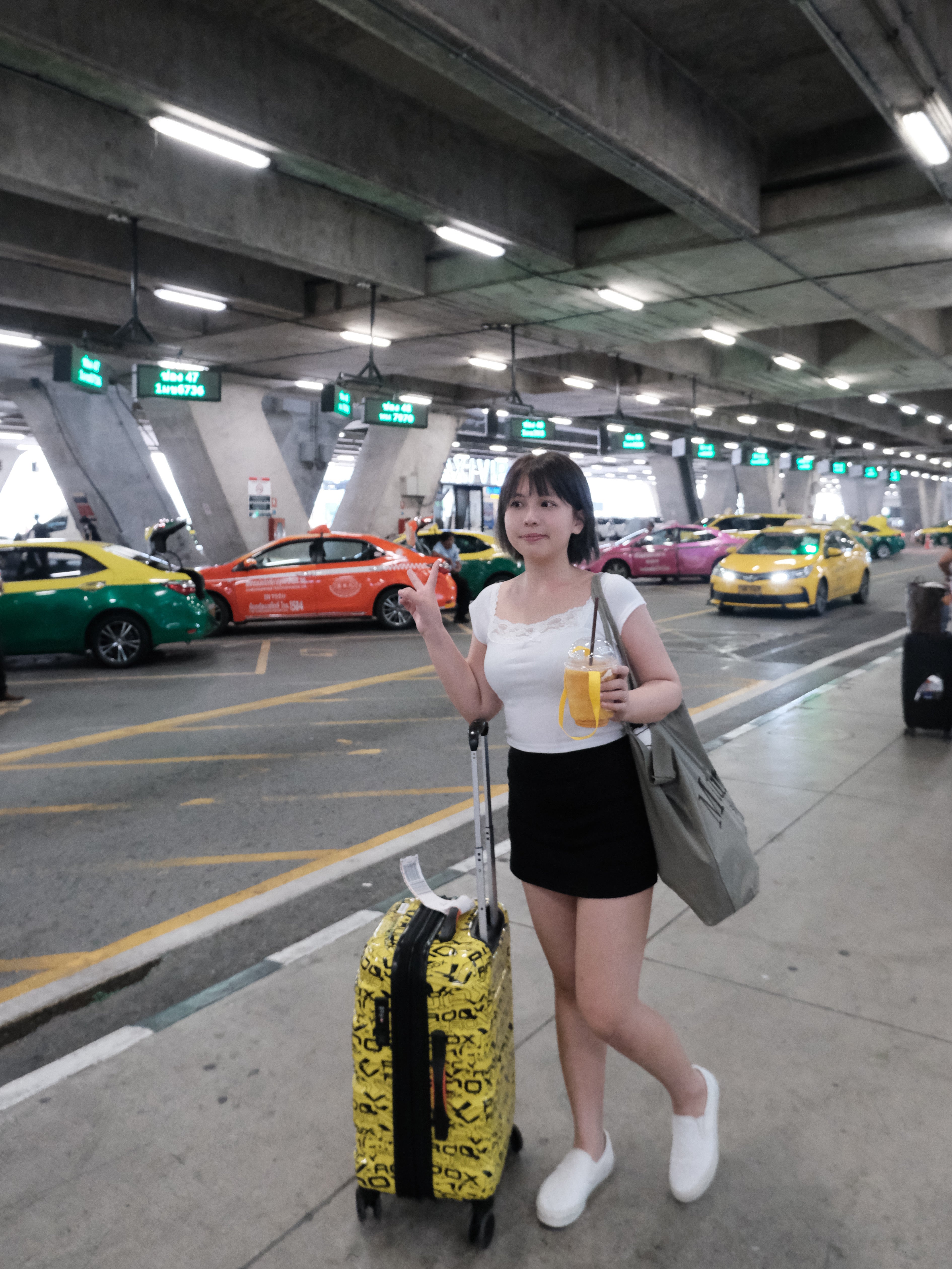 泰國團!! LACE邊邊方領短身顯身材上衣  ‹3色入›