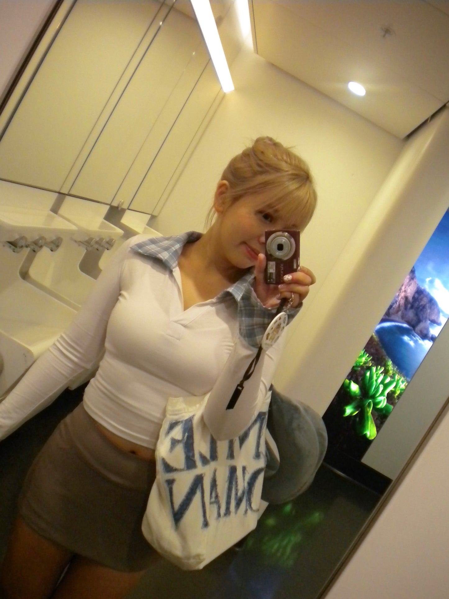 ‹KR 19› \內有打底/ 歐美超迷你短裙