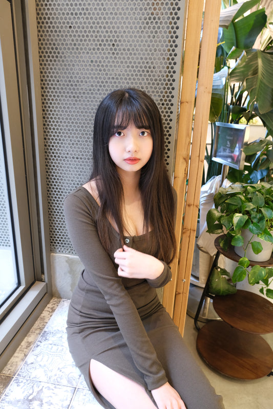 Hello2023👋🏻新顏色進駐！ 史上最推🔥歐美到爆炸極短身連開叉長裙